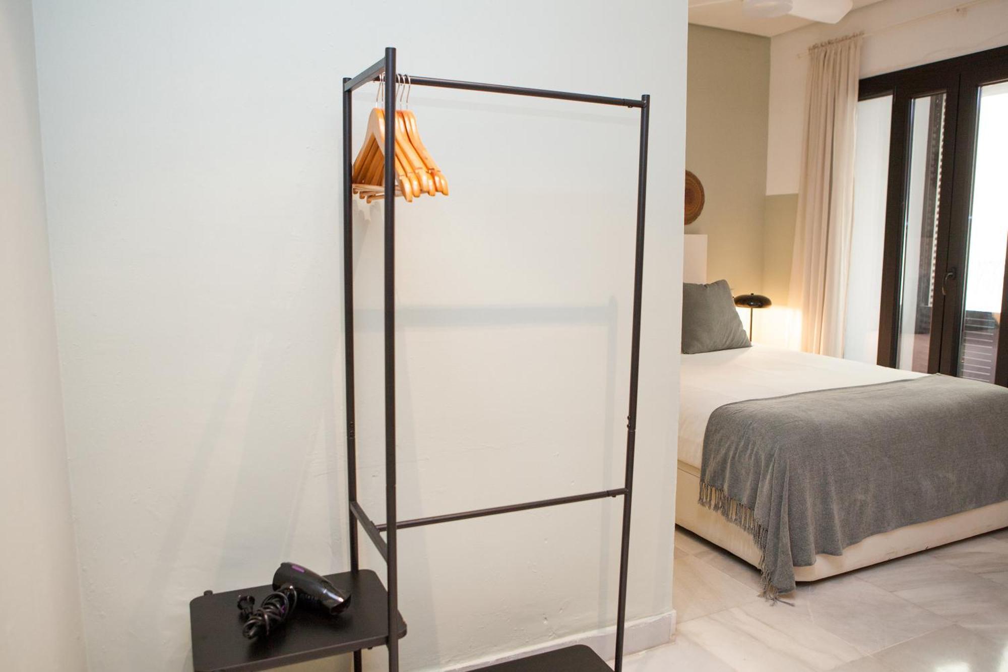 Galera Suites Sevilla Bagian luar foto